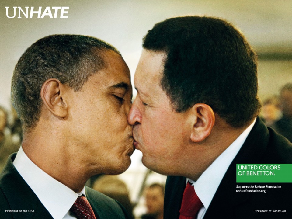 benetton_campaign_2011_obama_chavez http://fastncurious.fr/wp-content/uploads/2011/12/1024x768_benetton_campaign_2011_OBAMA_CHAVEZ1-960x720.jpg