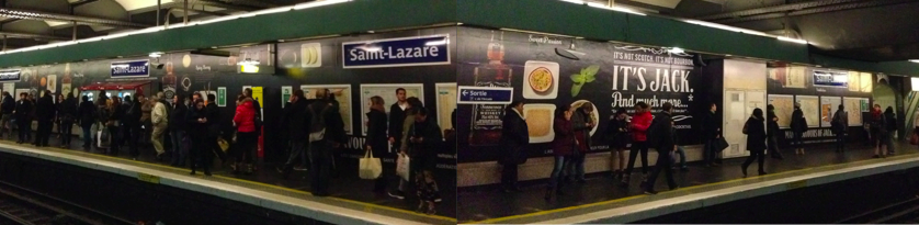 Station Saint Lazare recouverte de publicités Jack Daniel's