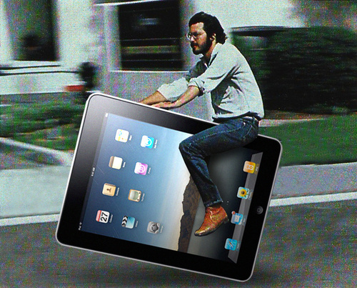 Montage photo de Steve Jobs sur une tablette Ipad